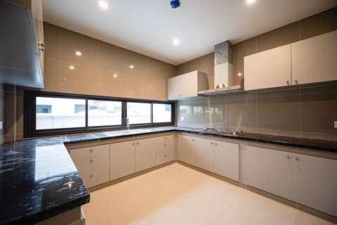 Haus in Bang Kapi, Bangkok, Thailand 4 Schlafzimmer № 152379 - Foto 10