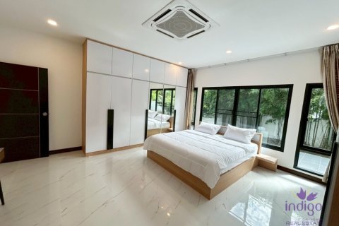 Casa de 5 dormitorios en San Sai, Tailandia № 152374 - foto 19