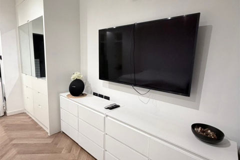 Condo in Bangkok, Thailand, 2 bedrooms  № 197402 - photo 9