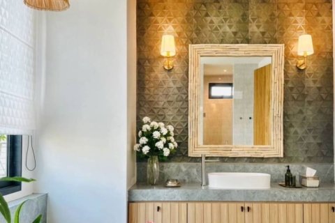 Chalet de 5 dormitorios en Chiang Mai, Tailandia № 162605 - foto 8