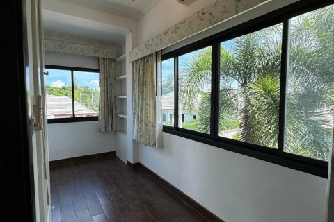 Casa de 3 dormitorios en Pattaya, Tailandia № 173460 - foto 5
