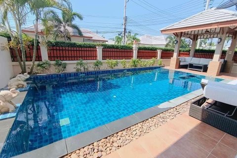 Casa de 3 dormitorios en Pattaya, Tailandia № 173460 - foto 6