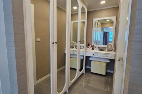 Condo in Pattaya, Thailand, 2 bedrooms  № 173459 - photo 3