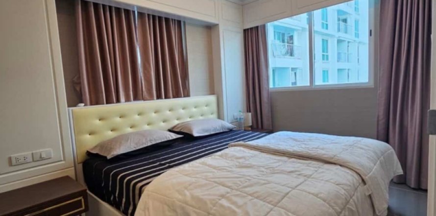 Condo in Pattaya, Thailand, 2 bedrooms  № 173459