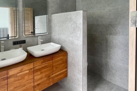 Villa in Ko Samui, Thailand 4 bedrooms № 167729 - photo 17