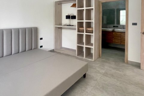 Villa in Ko Samui, Thailand 4 bedrooms № 167729 - photo 21