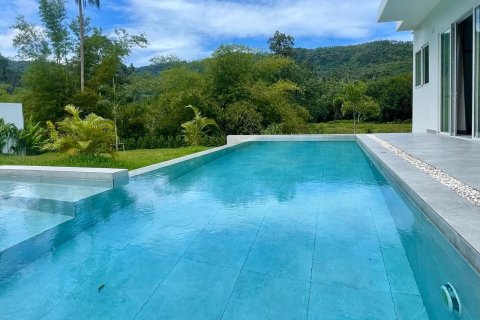 Villa in Ko Samui, Thailand 4 bedrooms № 167729 - photo 2
