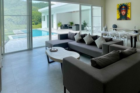 Villa in Ko Samui, Thailand 4 bedrooms № 167729 - photo 6
