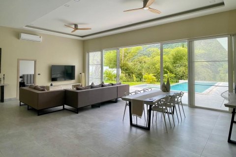 Villa in Ko Samui, Thailand 4 bedrooms № 167729 - photo 5