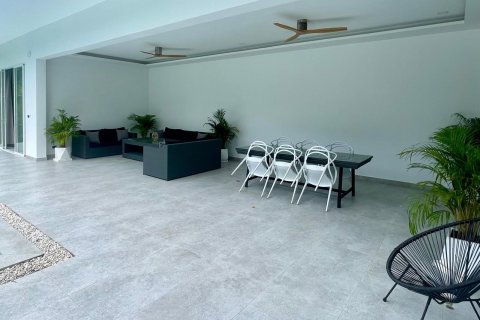 Villa in Ko Samui, Thailand 4 bedrooms № 167729 - photo 27