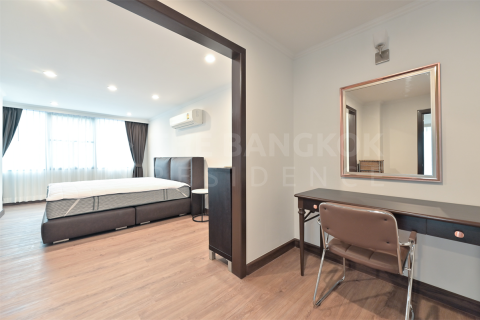Condo in Bangkok, Thailand, 3 bedrooms № 187146 - photo 9