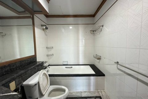 Condo à Khlong San, Bangkok, Thaïlande, 1 chambre  № 162322 - photo 7