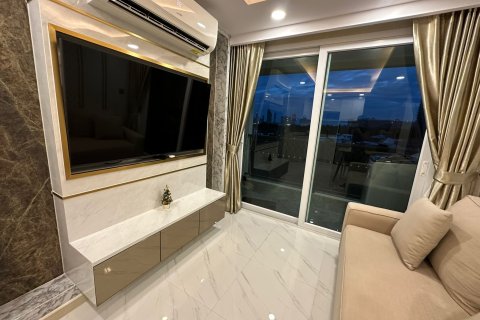 Condominio de 2 dormitorios en Pattaya, Tailandia № 155795 - foto 2