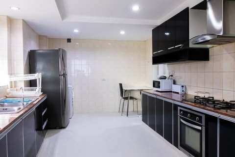 Condominio de 3 dormitorios en Bangkok, Tailandia № 65891 - foto 10