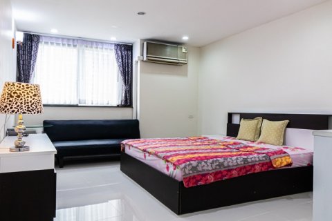 Condominio de 3 dormitorios en Bangkok, Tailandia № 65891 - foto 5