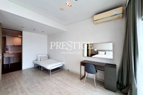 Condo in Pattaya, Thailand, 3 bedrooms № 197498 - photo 12