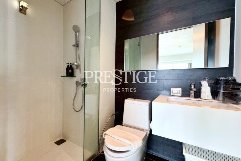 Condo in Pattaya, Thailand, 3 bedrooms № 197498 - photo 23