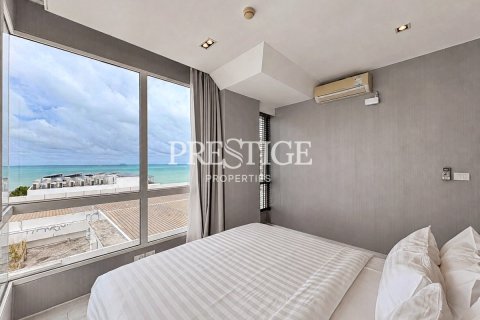 Condo in Pattaya, Thailand, 3 bedrooms № 197498 - photo 18