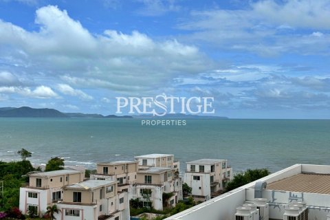 Condo in Pattaya, Thailand, 3 bedrooms № 197498 - photo 25