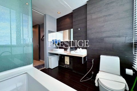 Condo in Pattaya, Thailand, 3 bedrooms № 197498 - photo 20