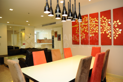 Condominio de 3 dormitorios en Bangkok, Tailandia № 184789 - foto 2