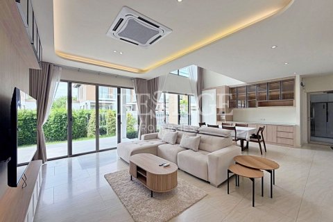 บ้านในพัทยา, ประเทศไทย 4 ห้องนอน № 220679 - รูปถ่าย 2