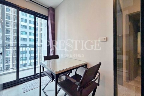 Condominio de 1 dormitorio en Pattaya, Tailandia № 220684 - foto 4