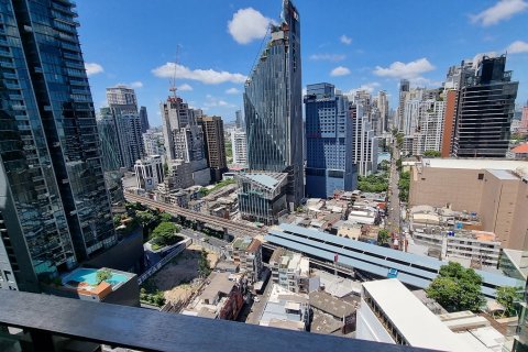 Condominio de 2 dormitorios en Watthana, Bangkok, Tailandia № 200632 - foto 11