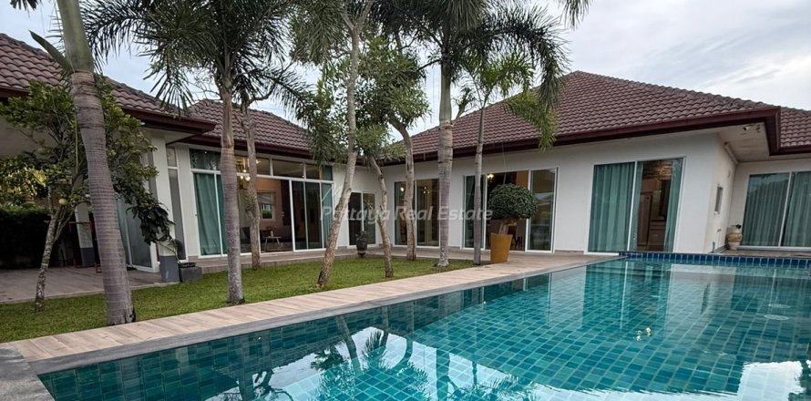 Casa de 4 dormitorios en Pattaya, Tailandia № 178978