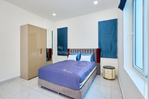 Casa de 3 dormitorios en Pattaya, Tailandia № 178979 - foto 8