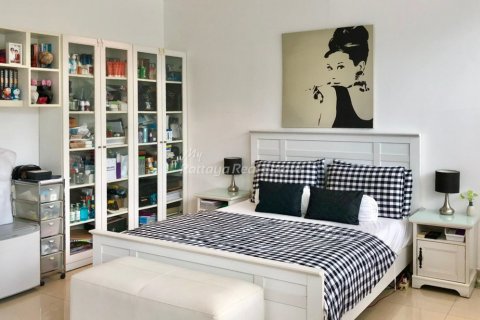 Condominio de 2 dormitorios en Pattaya, Tailandia № 178982 - foto 10