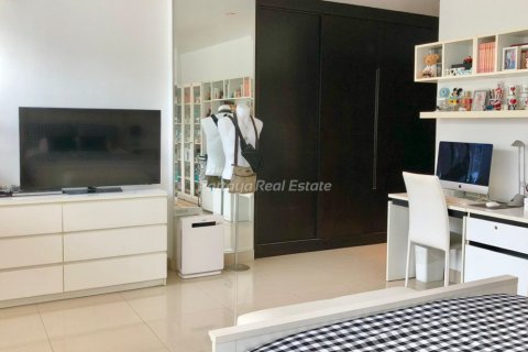 Condominio de 2 dormitorios en Pattaya, Tailandia № 178982 - foto 11