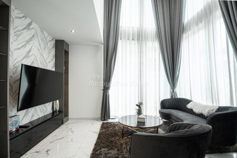 Casa de 4 dormitorios en Bang Lamung, Tailandia № 178981 - foto 7