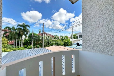 Casa de 2 dormitorios en Pattaya, Tailandia № 208971 - foto 13