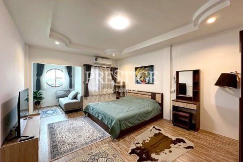 Casa de 2 dormitorios en Pattaya, Tailandia № 208974 - foto 10