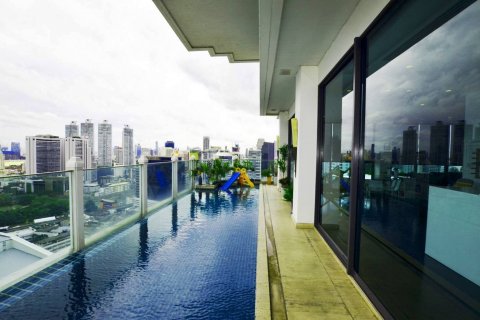 Condominio de 3 dormitorios en Bangkok, Tailandia № 66496 - foto 4