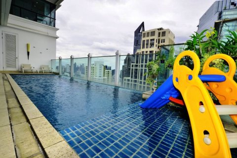 Condominio de 3 dormitorios en Bangkok, Tailandia № 66496 - foto 3