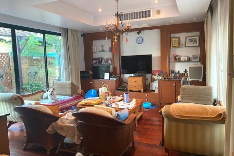 Casa de 7 dormitorios en Bangkok, Tailandia № 66492 - foto 7