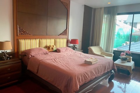 Casa de 7 dormitorios en Bangkok, Tailandia № 66492 - foto 10