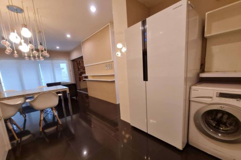 Condominio de 2 dormitorios en Watthana, Bangkok, Tailandia № 47776 - foto 4