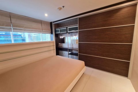Condominio de 2 dormitorios en Watthana, Bangkok, Tailandia № 47776 - foto 11