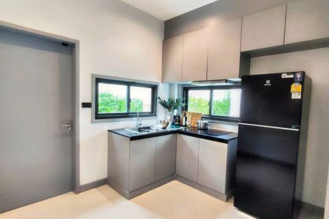 Haus in Samut Prakan, Thailand 4 Schlafzimmer № 115291 - Foto 5