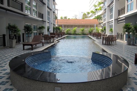 Estudio en el condominio en Pattaya, Tailandia № 204498 - foto 2