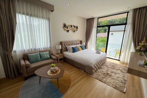 Chalet de 3 dormitorios en Kamala, Tailandia № 165263 - foto 7