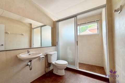 Casa de 3 dormitorios en Chiang Mai, Tailandia № 162656 - foto 12
