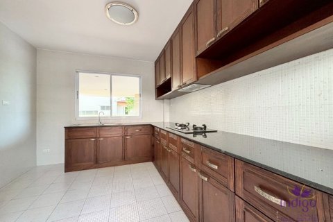 Casa de 3 dormitorios en Chiang Mai, Tailandia № 162656 - foto 4