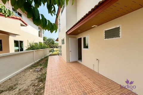 Casa de 3 dormitorios en Chiang Mai, Tailandia № 162656 - foto 18