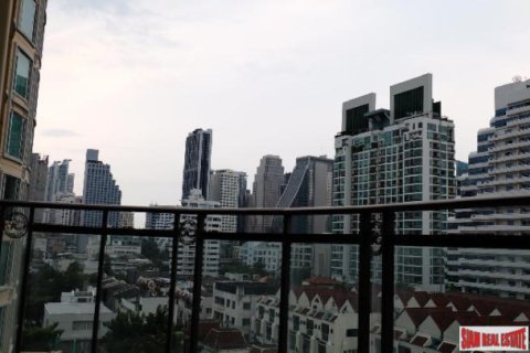 Apartamento de 3 dormitorios en Bangkok, Tailandia № 203295 - foto 4