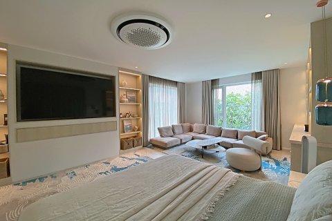 Chalet de 4 dormitorios en Hua Hin, Tailandia № 168304 - foto 24
