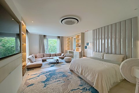 Chalet de 4 dormitorios en Hua Hin, Tailandia № 168304 - foto 22